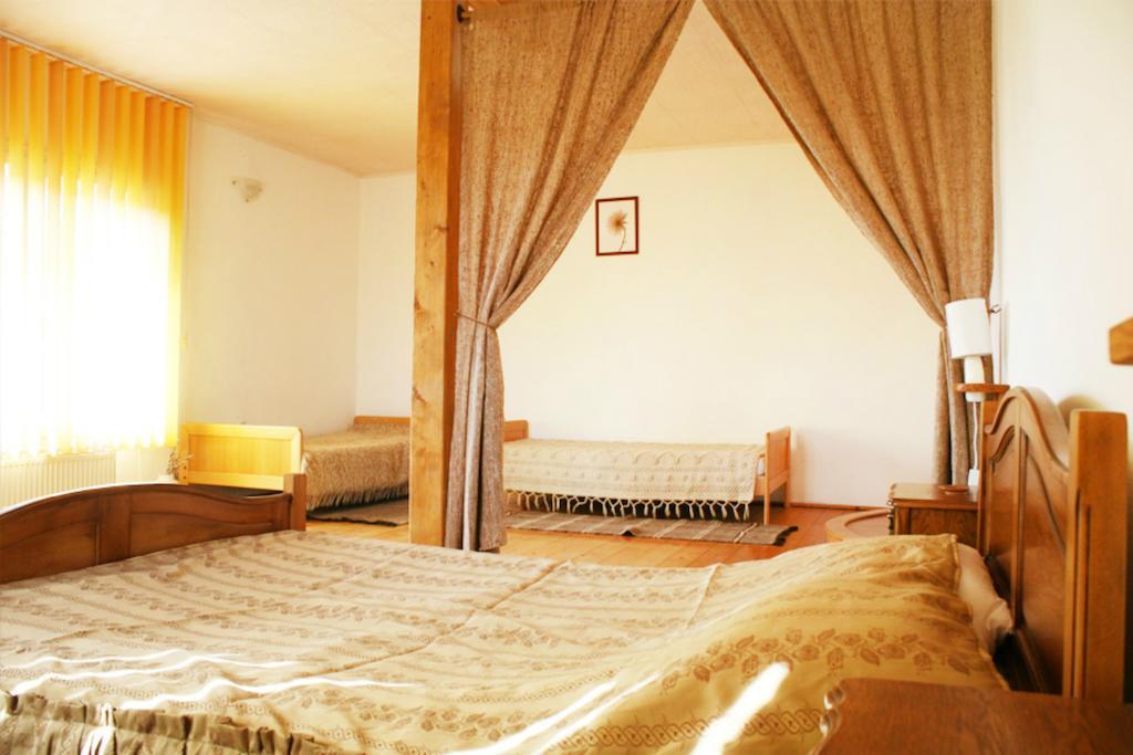 Casa Fortyogo Тыргу-Секуеск Номер фото